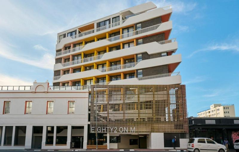 1 Bedroom Property for Sale in Sea Point Western Cape